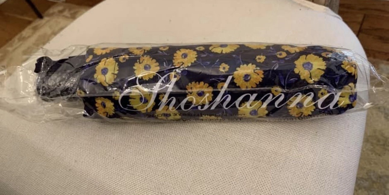NEW Shoshanna Women’s Compact Folding Umbrella Blue Yellow Floral Ruffle Trim