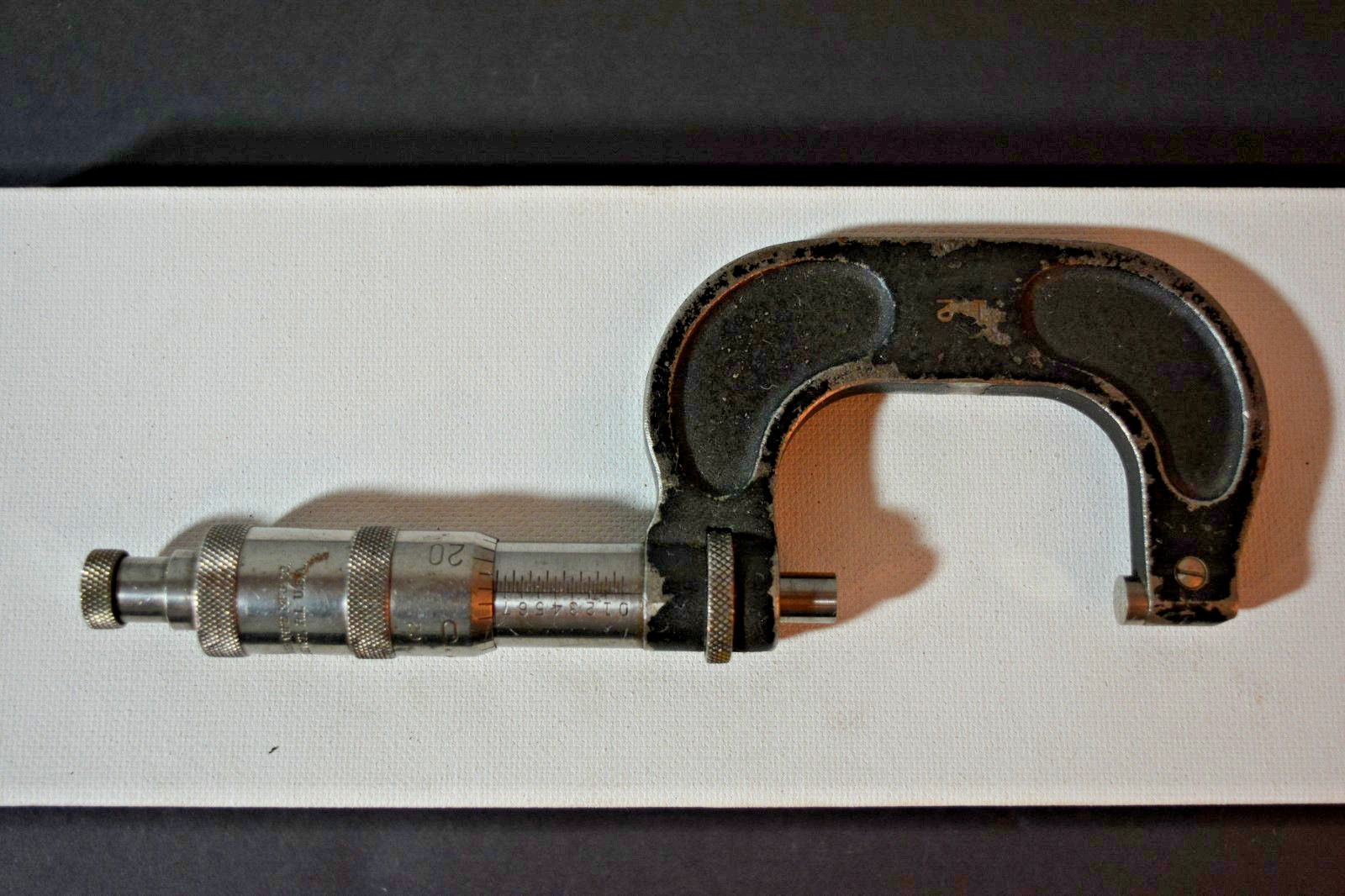 Vtg BROWN and SHARPE 1-2” Outside Micrometer No. 61 Machinist Lathe Milling USA
