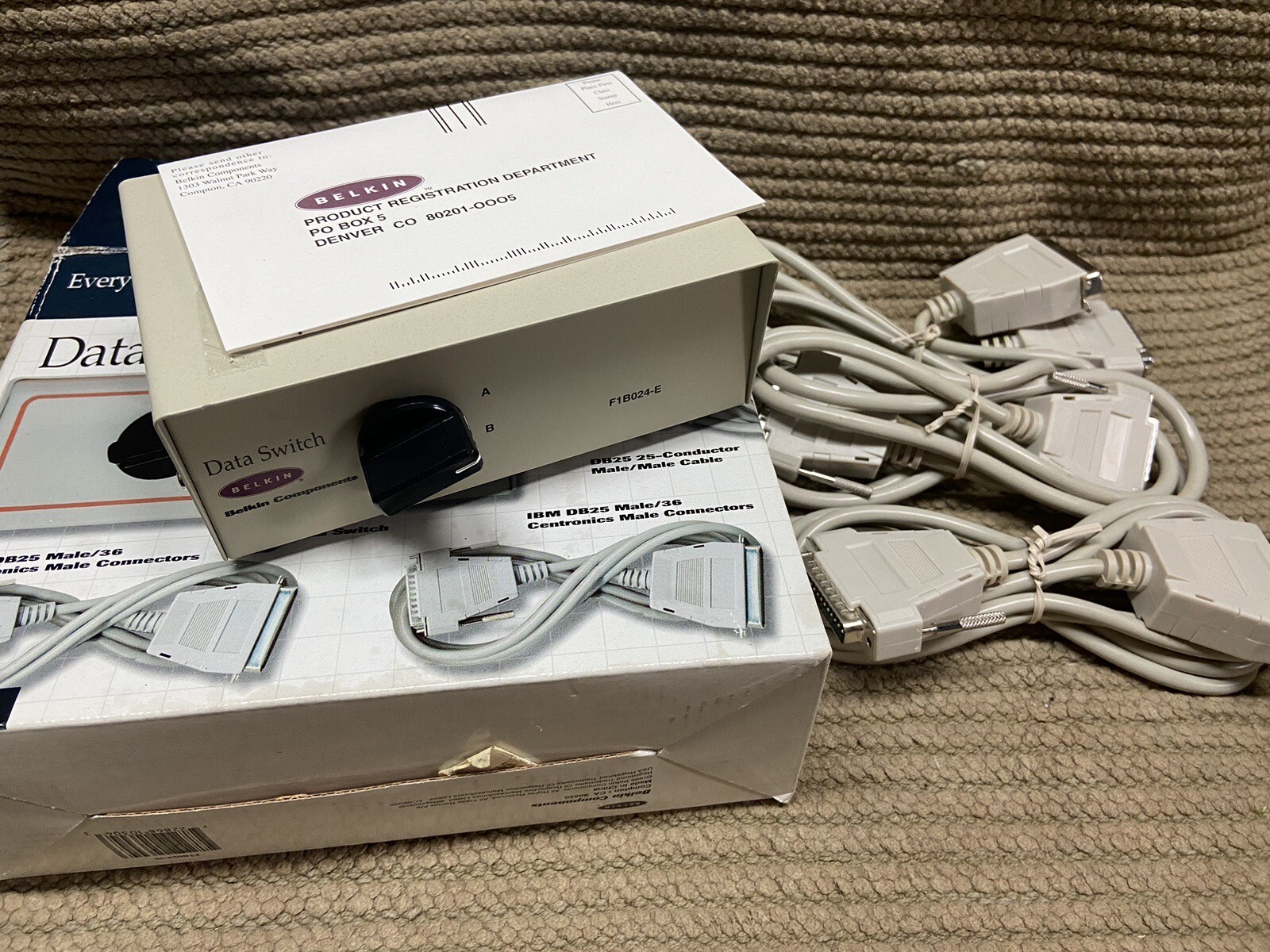 Belkin Data Transfer Switch F1B024-E