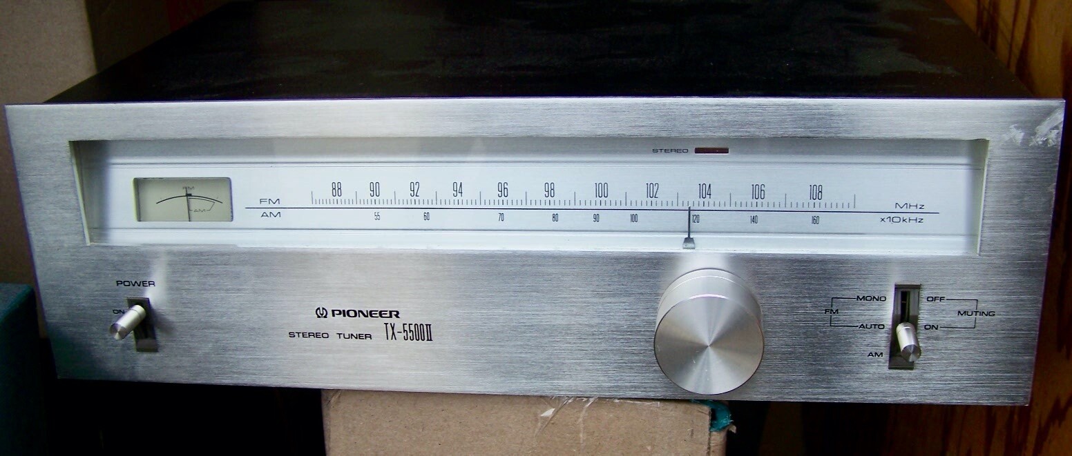 Vintage Pioneer TX-5500 II AM/FM Stereo Tuner