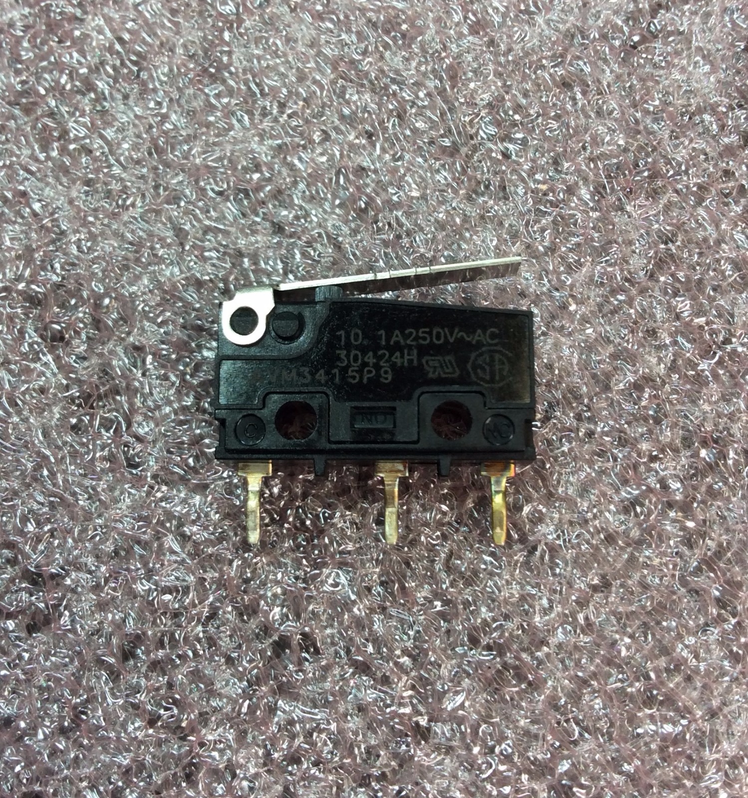 2 Pieces: AVM3415P9 NAIS SUBMINIATURE SWITCH
