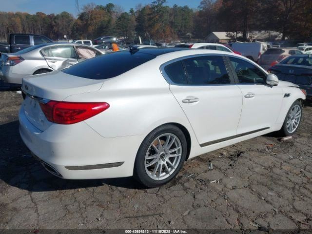 K900      2015 Glove Box 5028341