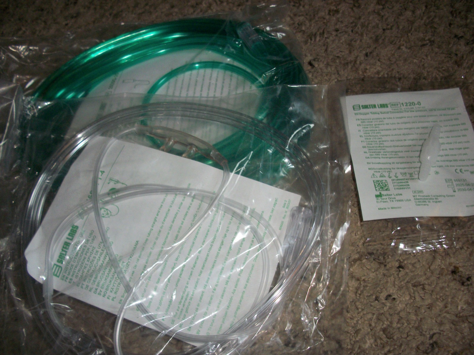 4FT High-Flow Soft Nasal Oxygen Cannula, Standard Connector & 7FT Green Tubing