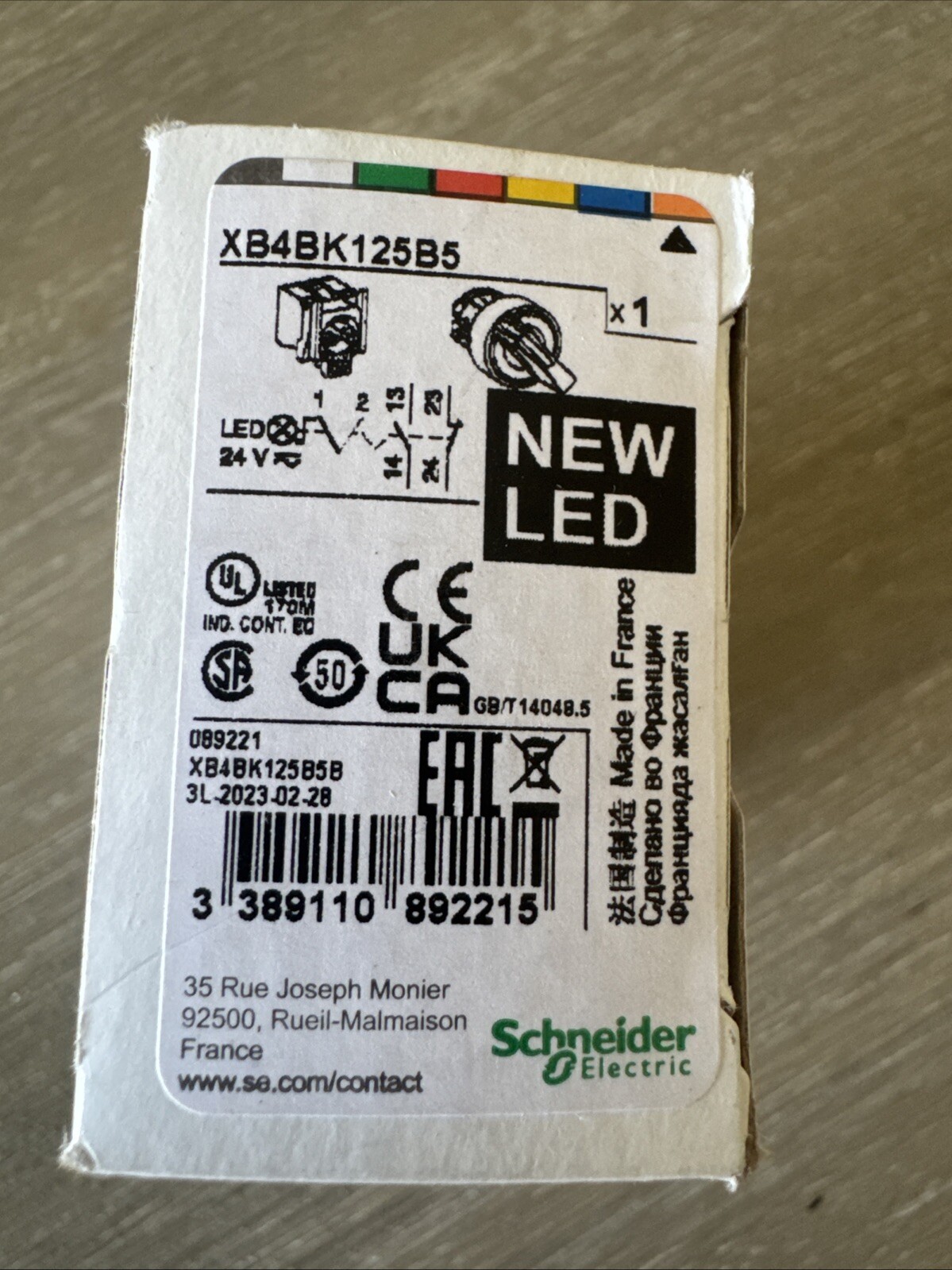 Schneider XB4BK125B5 Selector Switch Illuminated Orange LED 22mm, 2 Position
