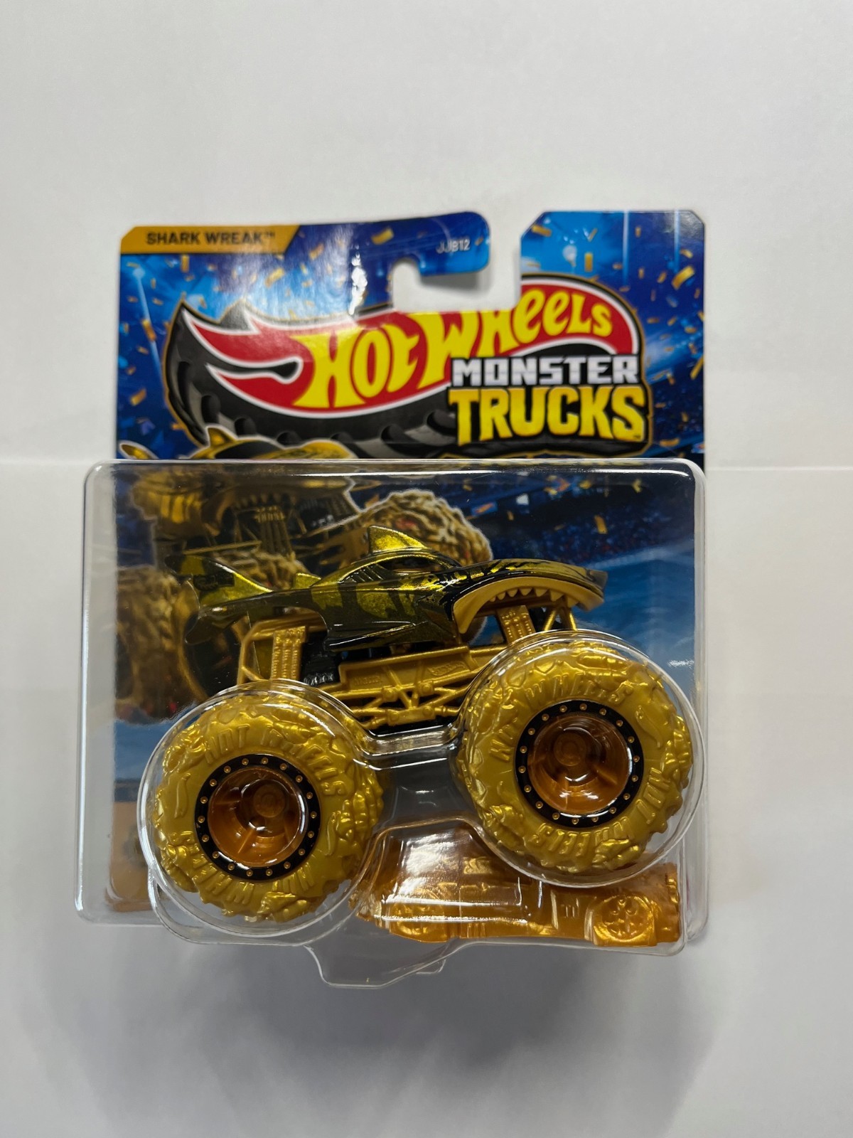 Hot Wheels-  2026  MONSTER TRUCKS - MEIJER EXCLUSIVE GOLD SHARK WREAK
