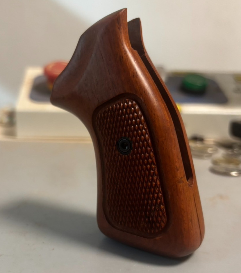 Open wood Grip for Taurus Small Frame M85 605 850 851 905 941.38 Special