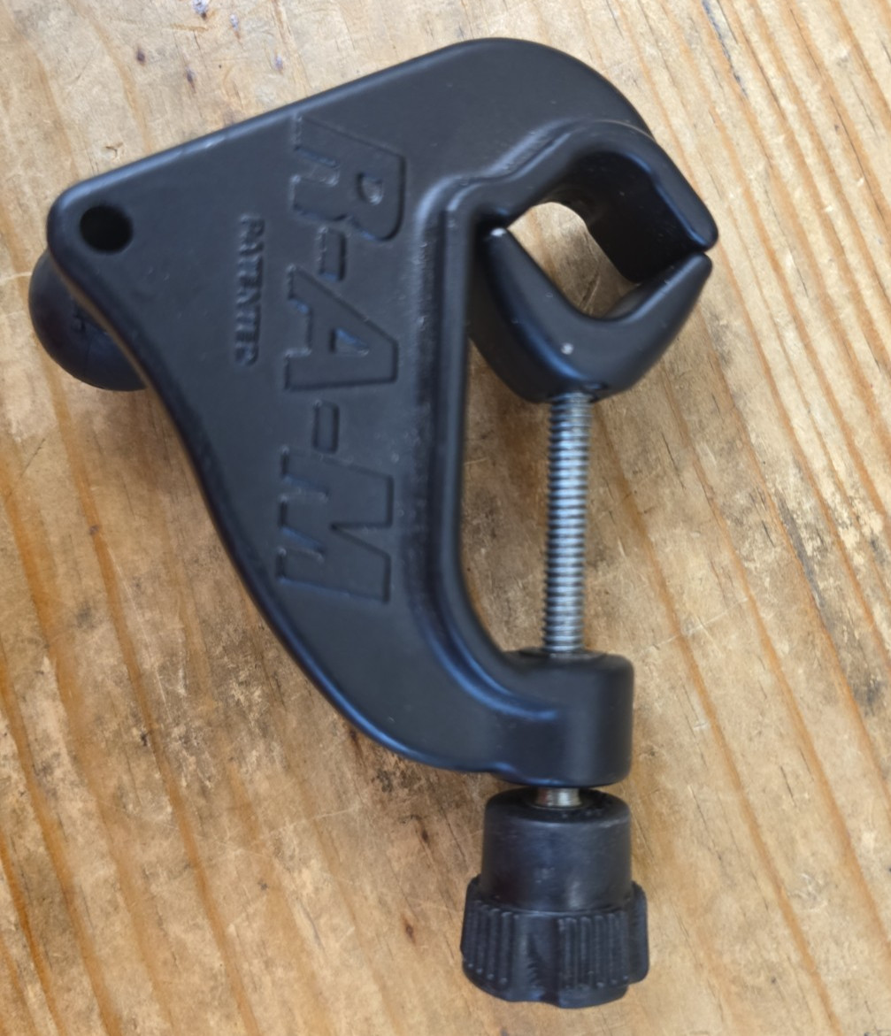 Salty RAM Mounts Yoke Clamp Base w/ 1-inch Rubber Ball #GA25