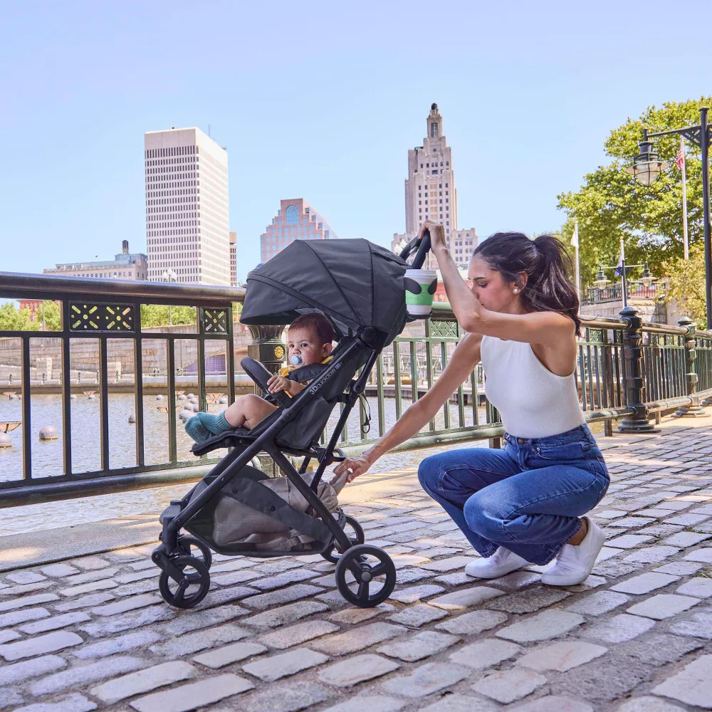 Ingenuity 3Dquickclose CS+ Compact Fold Stroller - Black: Metal Frame