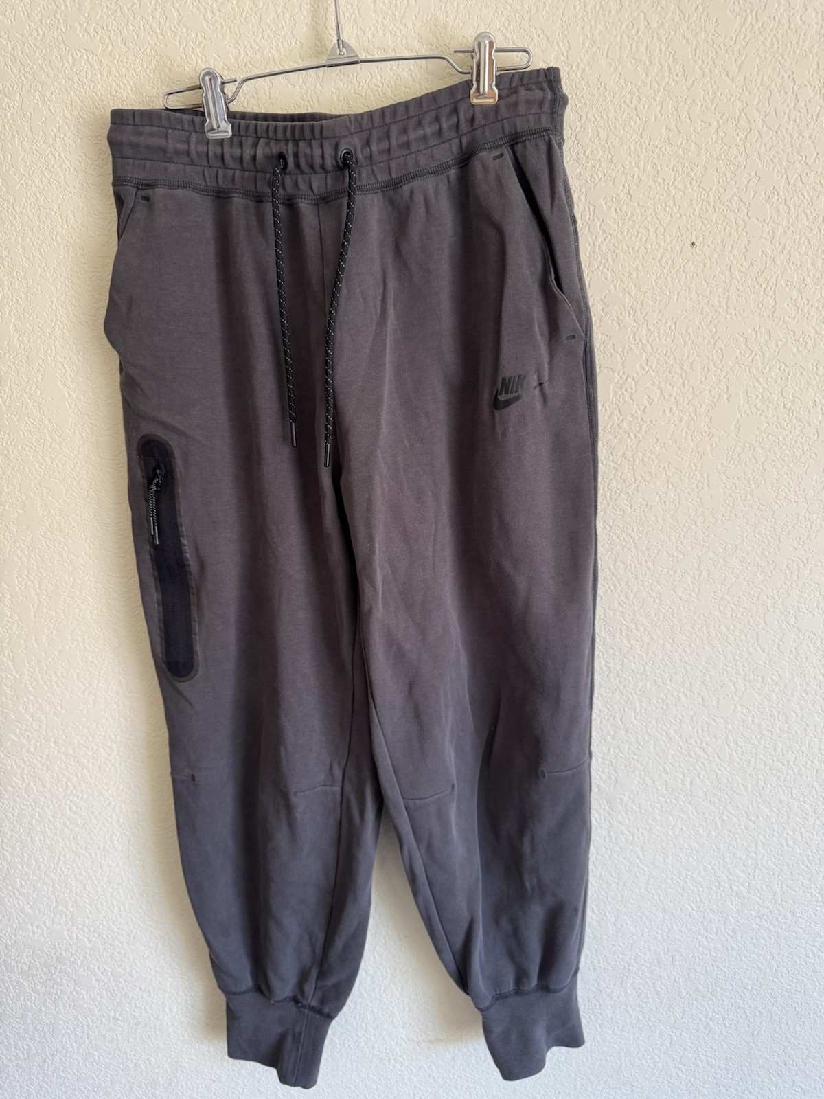 Nike Tech Dark Gray Pants Size Medium