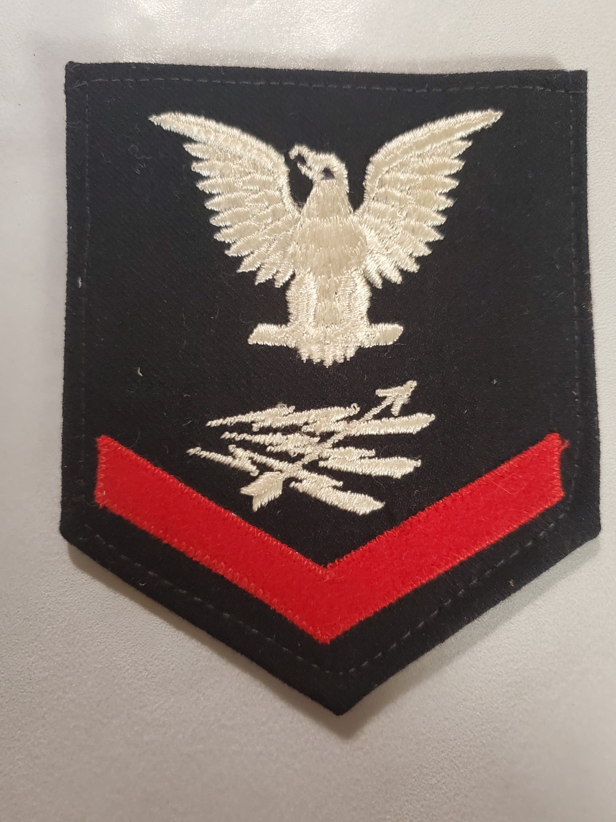 WW11 US Navy Petty Officer 3rd Class (PO3) Rating Badge
