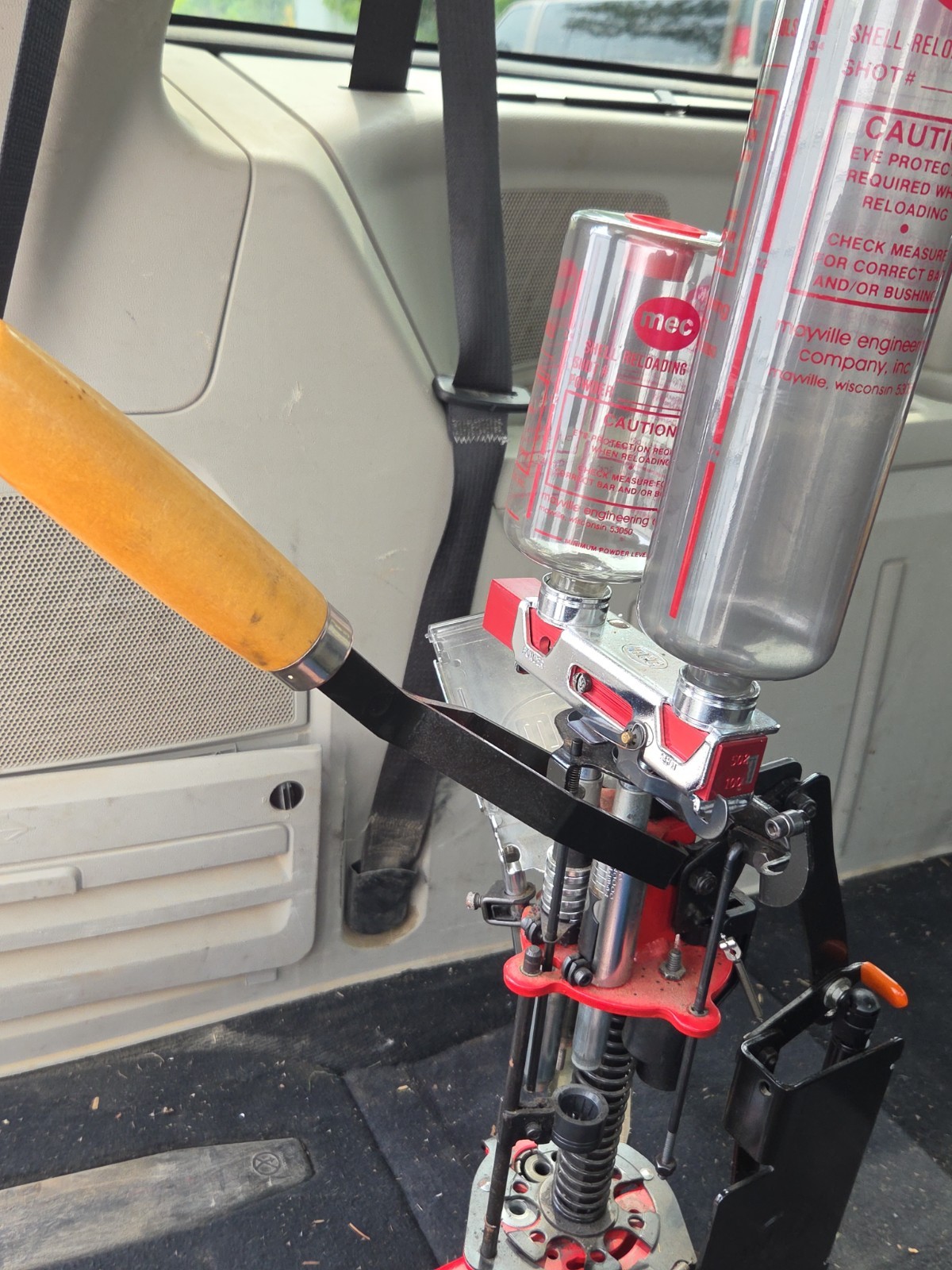 MEC 9000 Series Progressive 12 Gauge Shotshell Reloading Press