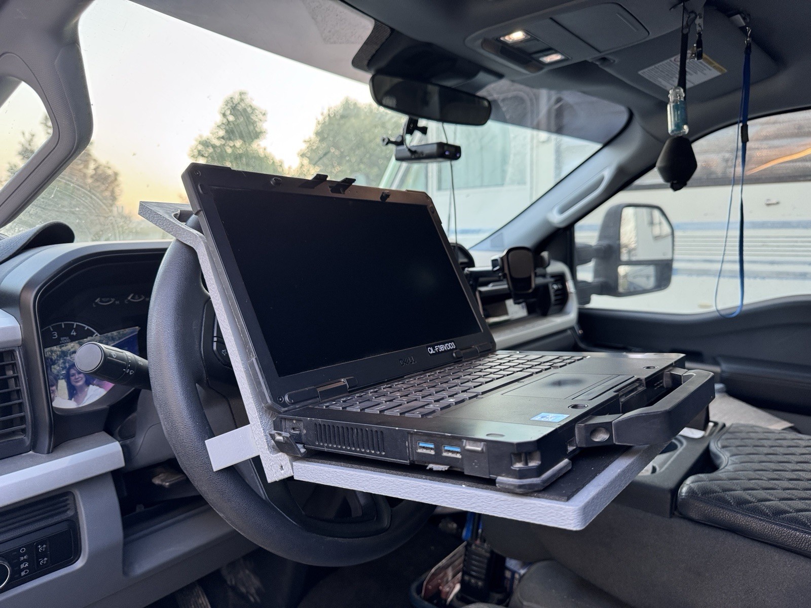 Laptop Workstation