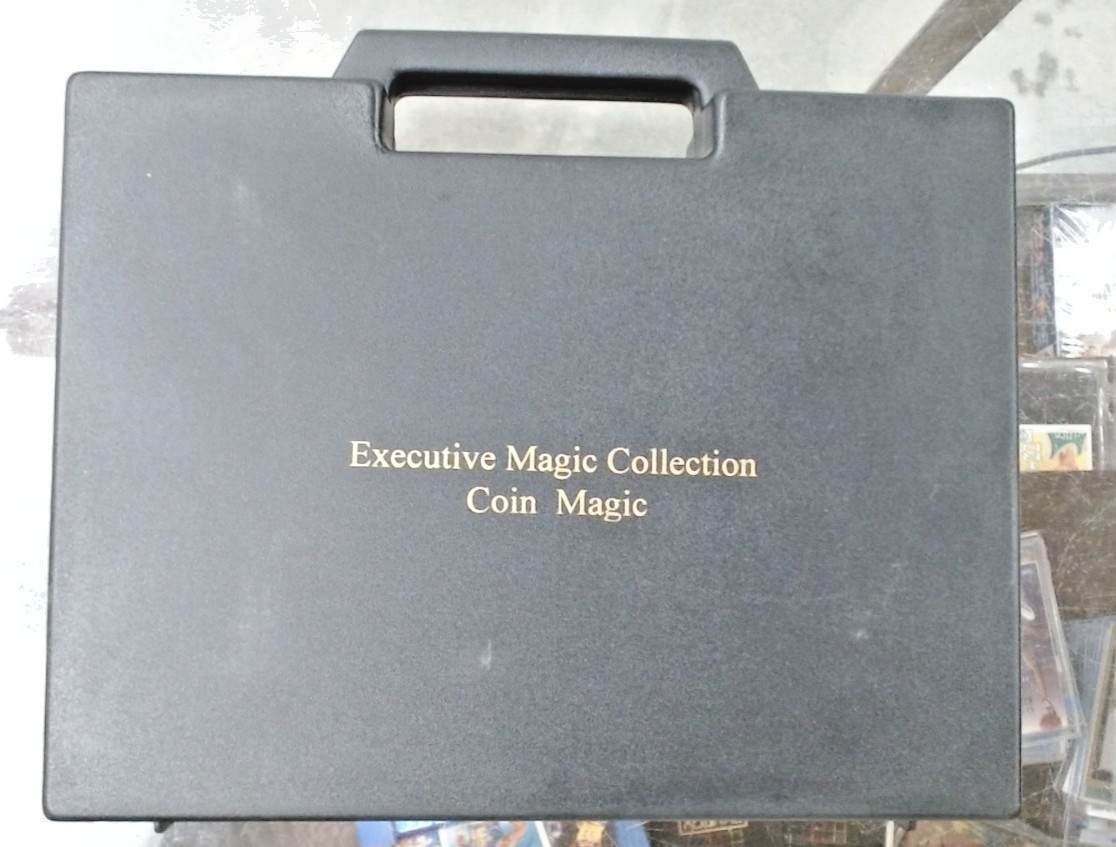 (M285) Coin Magic Executive Magic Collection Eddy International LTD