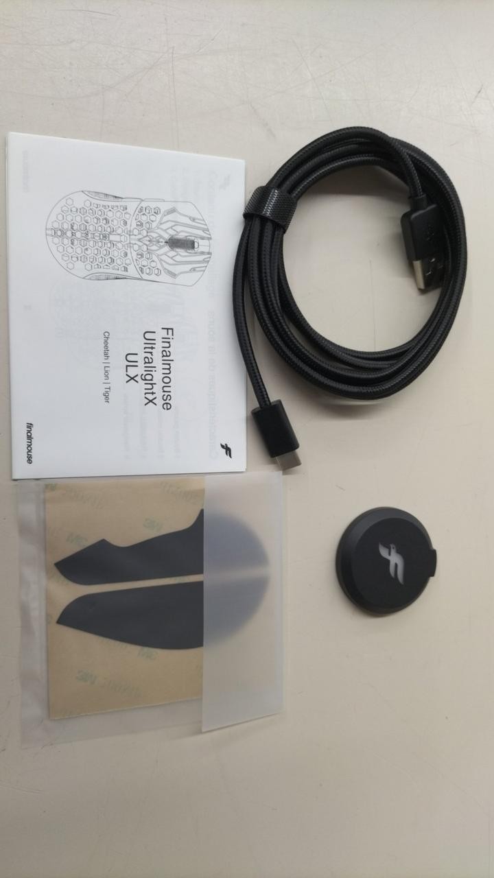 Wireless Gaming Mouse Model ULTRALIGHT X PHANTOM LION FINALMOUSE