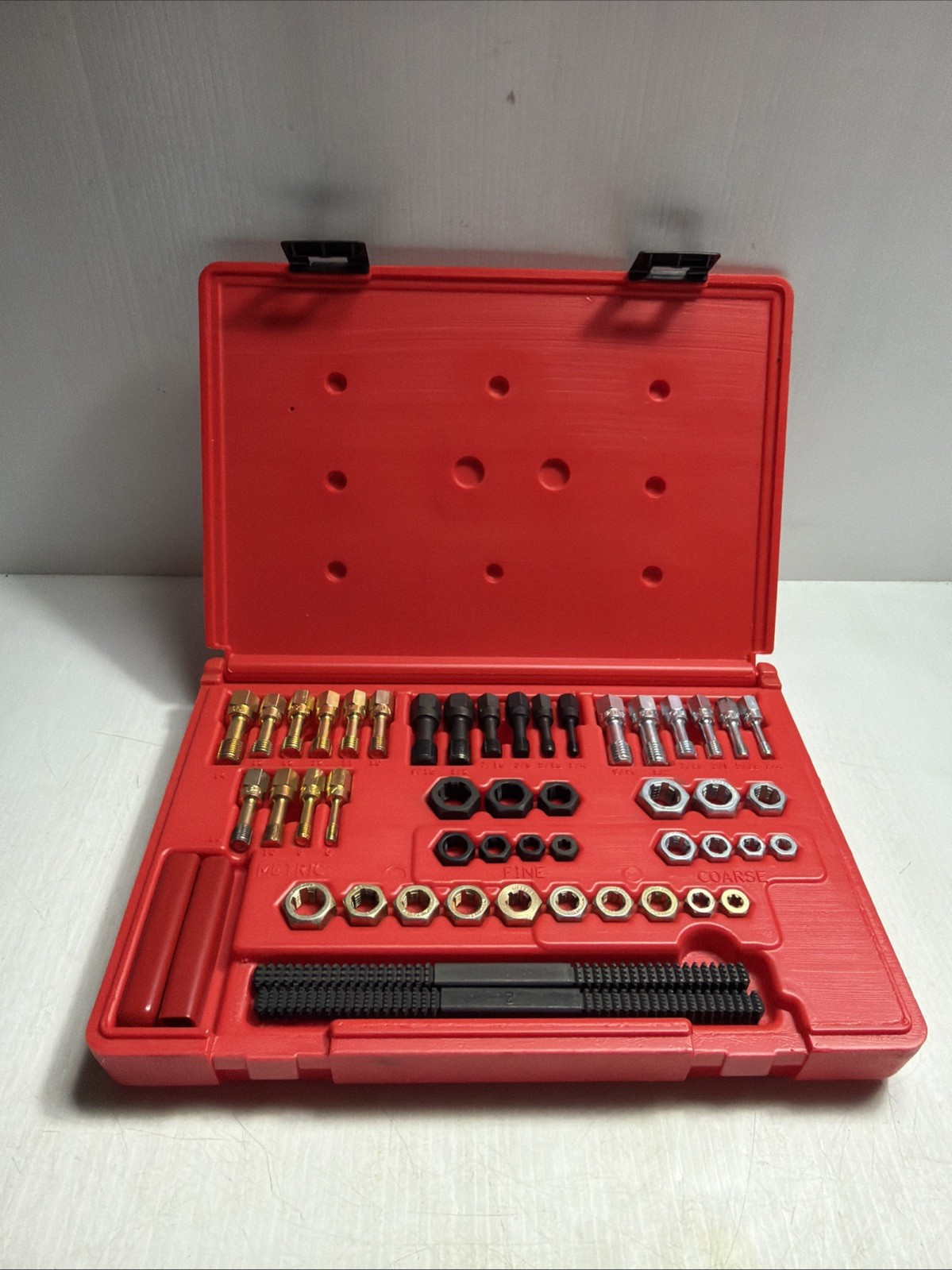 Snap On 48pc Rethreading Set SAE / Metric in Original Case RTD48