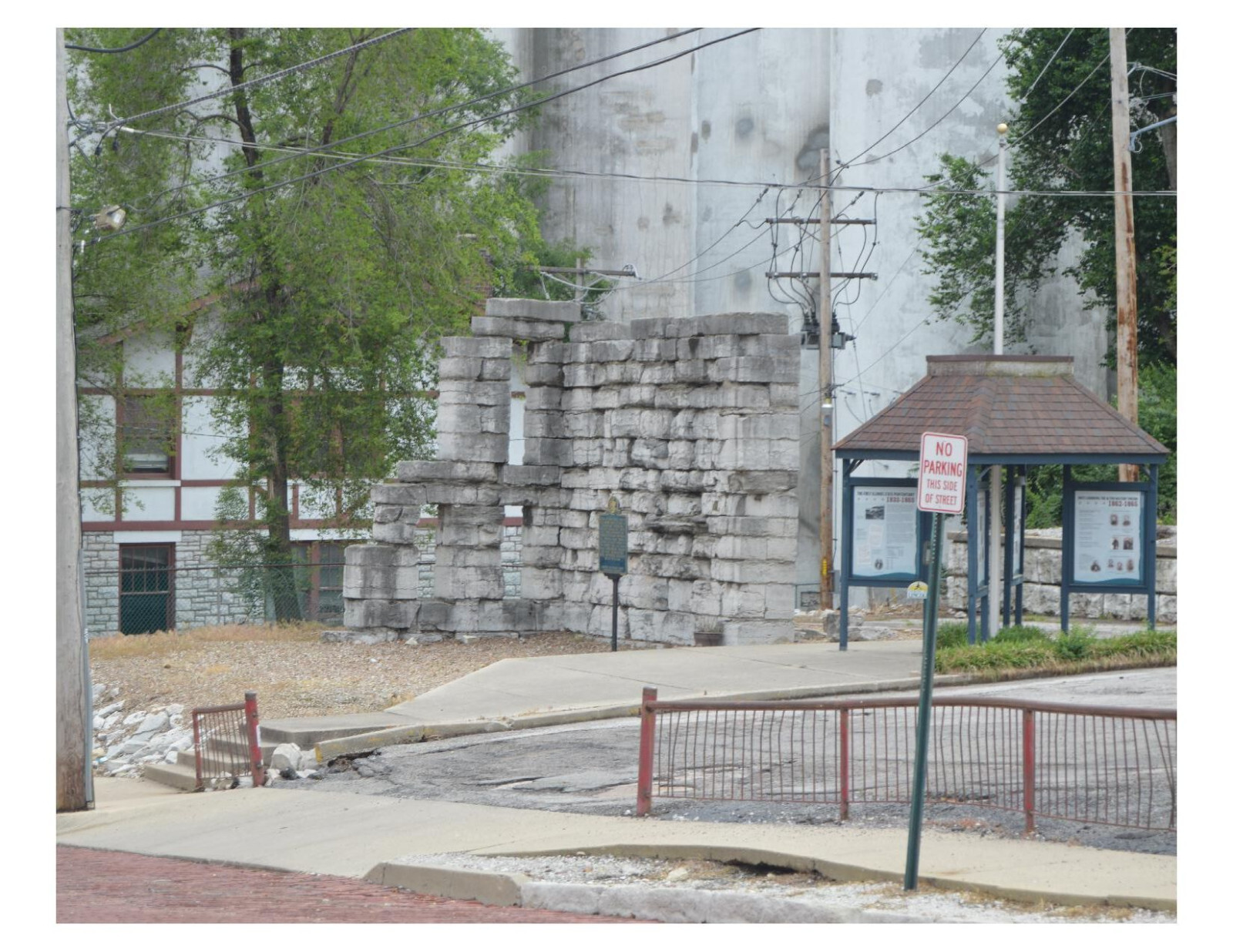 Alton Military Prison In Alton, Illinois 8x10 Photo On 8.5" x 11"