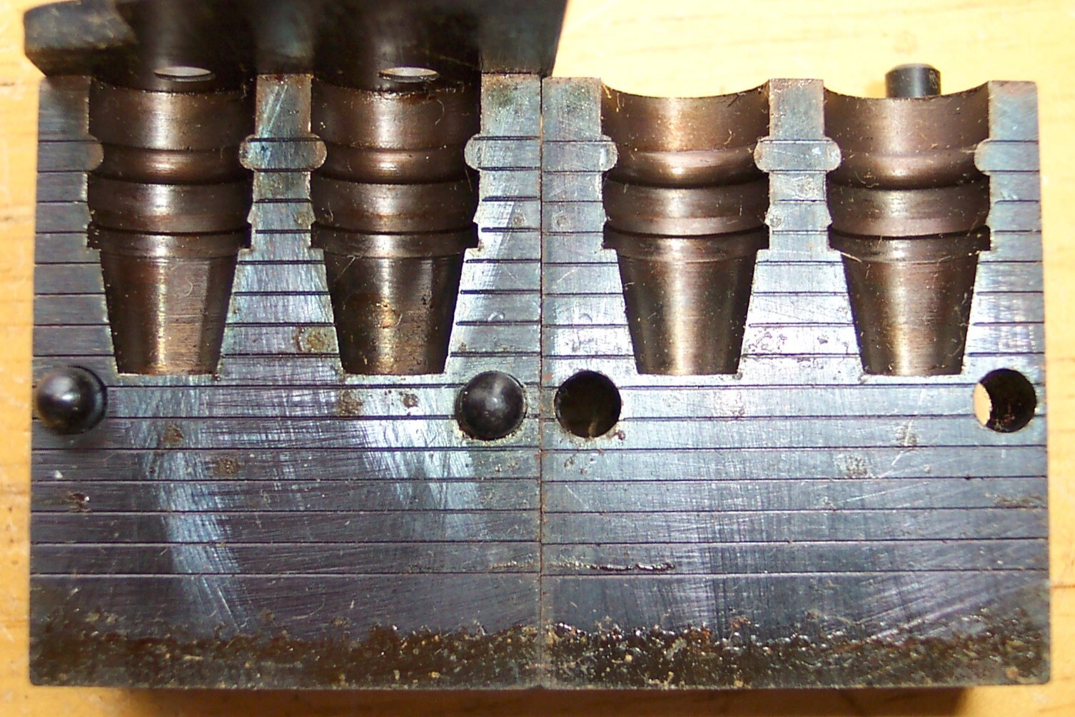LYMAN/IDEAL 41032 212 GRAIN 41 MAGNUM BULLET MOLD .41 MAG