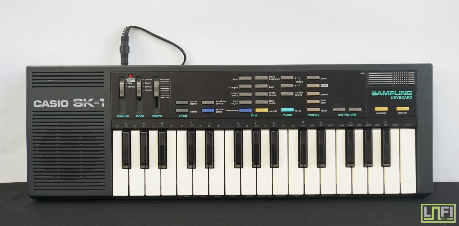 Casio SK-1 Portable Sampling Keyboard Vintage Lofi Polyphonic Sampler