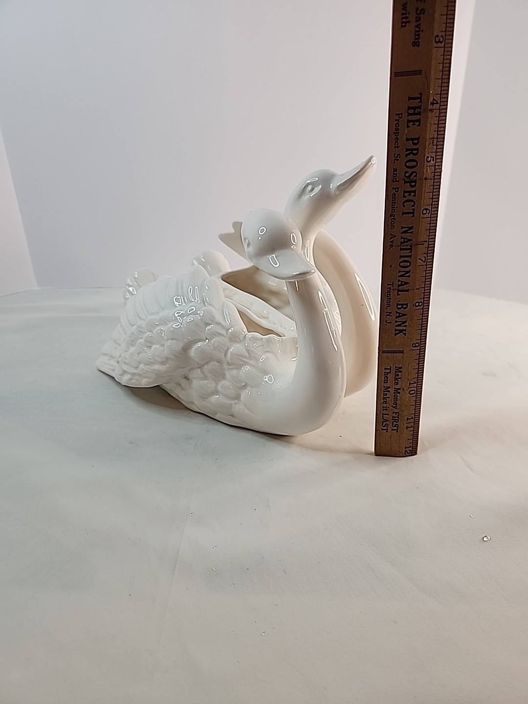 Dept 56 Ceramic Hugging Swan Planters Intertwined Necks White Japan PLEASE READ