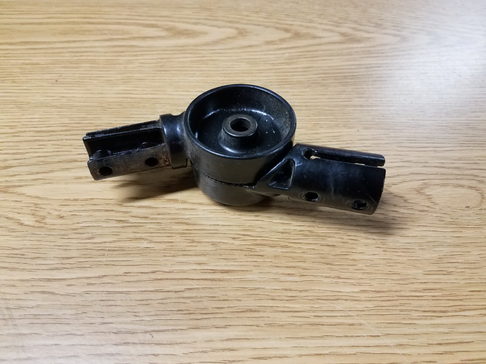 Pride GoGo Elite Traveller Mobility Scooter Tiller Knuckle Assembly  for 3 Wheel