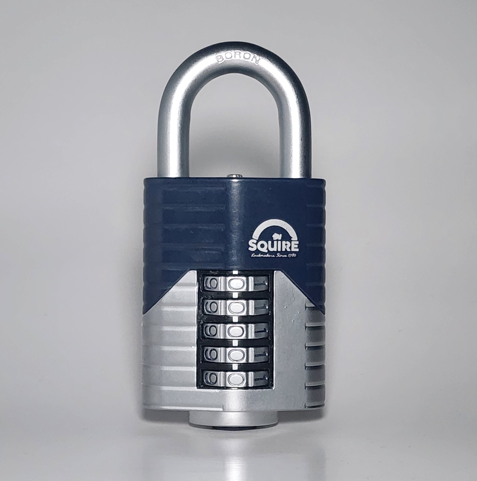 Squire Vulcan Closed Shackle Combi Padlock 60mm (VULCAN-COMBI-60CS).