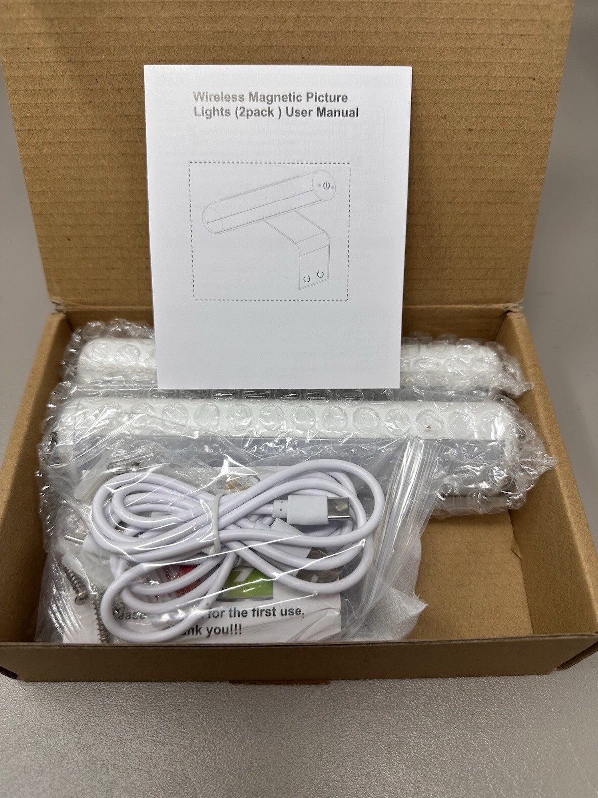 Betmone Wireless Rechargeable Battery Operated Picture Art Light 2 Pack White