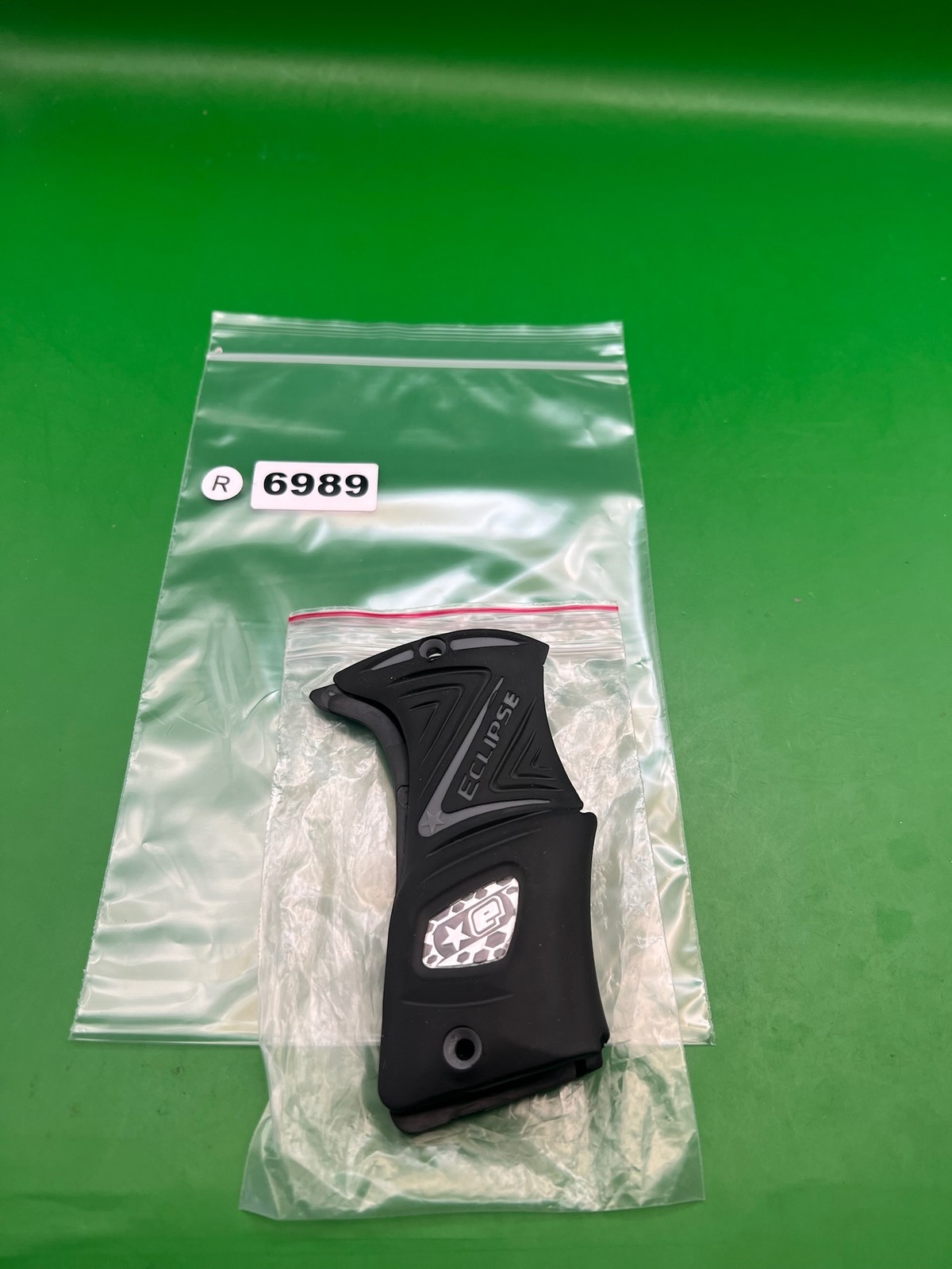 Planet Eclipse Ego / ETEK Grip Black