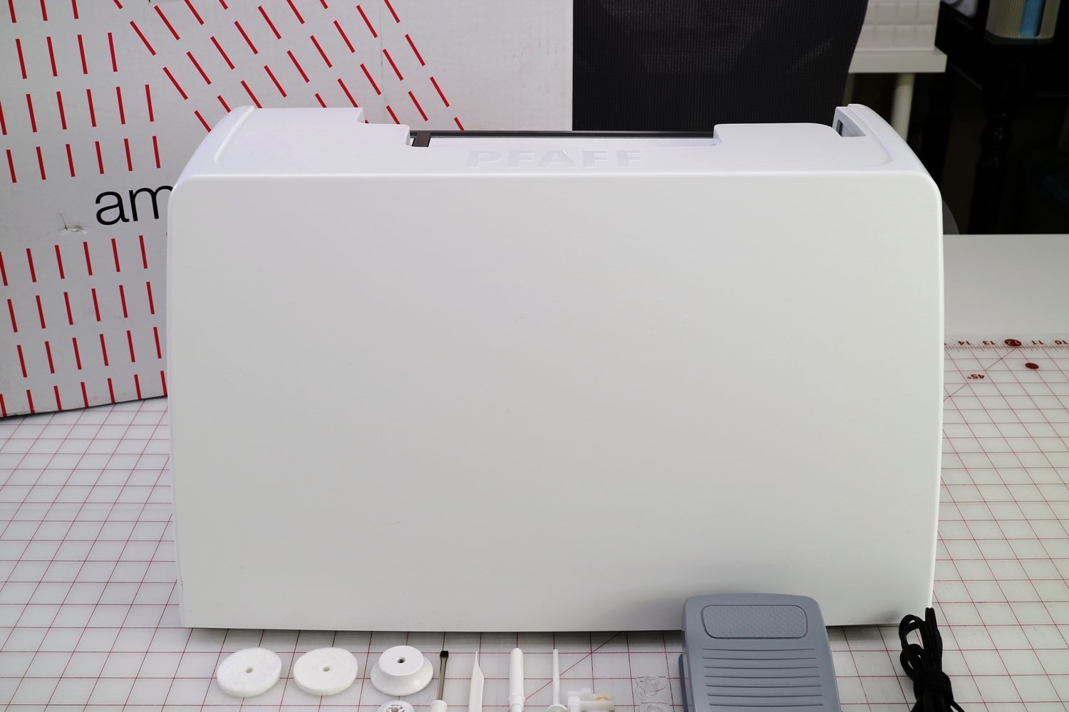 PFAFF Quilt Ambition 630 Sewing Machine IDT System Touchscreen