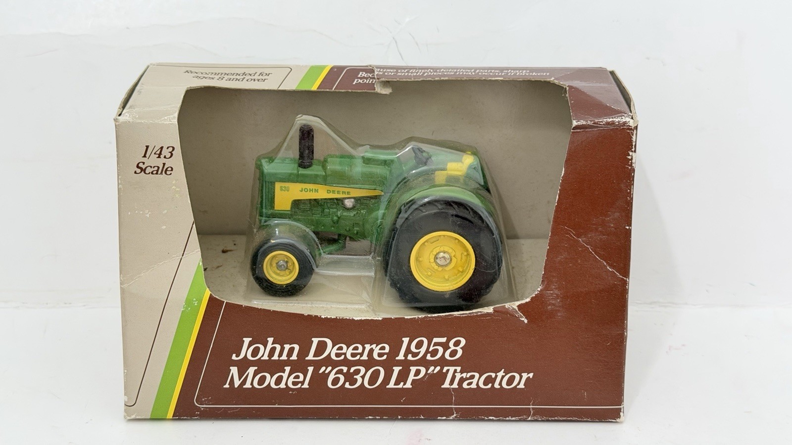 ERTL John Deere 1958 Model "630 LP" Tractor 1/43 #5599