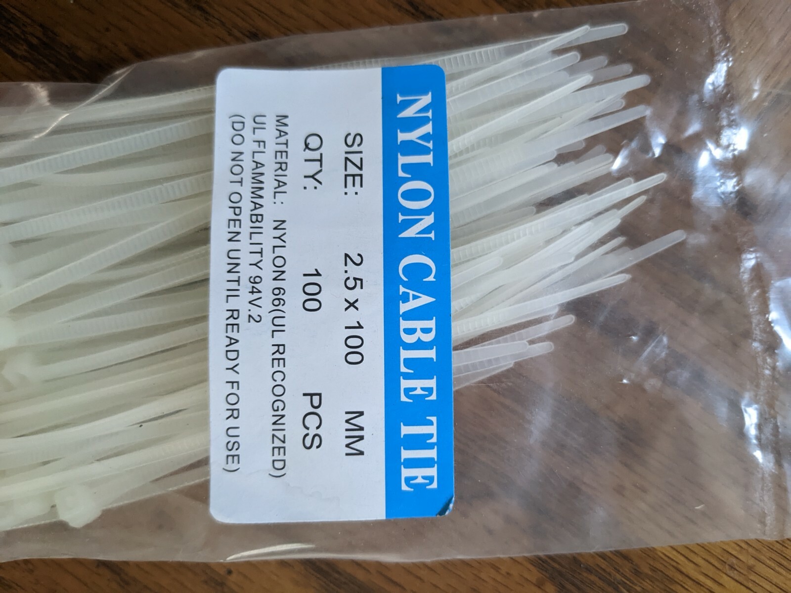 1,000 pcs 100mm x 2.5mm White Nylon Plastic Cable Ties Zip Tie Wraps 4" long.