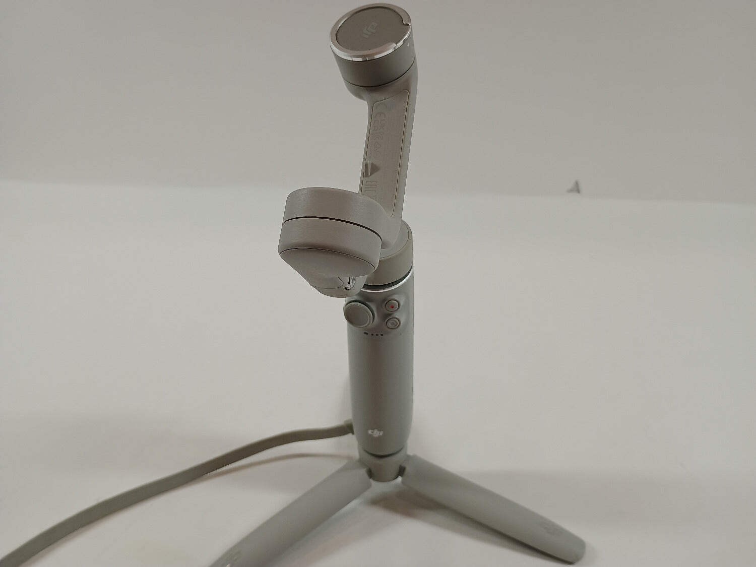 DJI OM 5 Smartphone Gimbal Stabilizer OE100