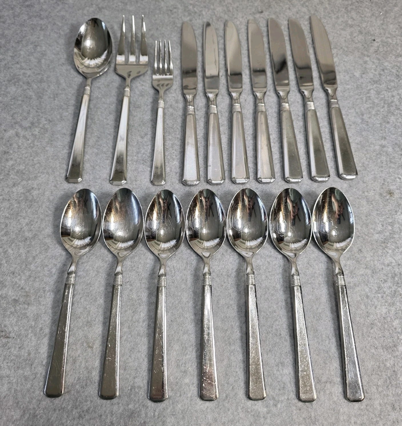 J A Henckels Metrona Flatware Set Of 17 Mixed Teaspoon Dinner Fork Knives