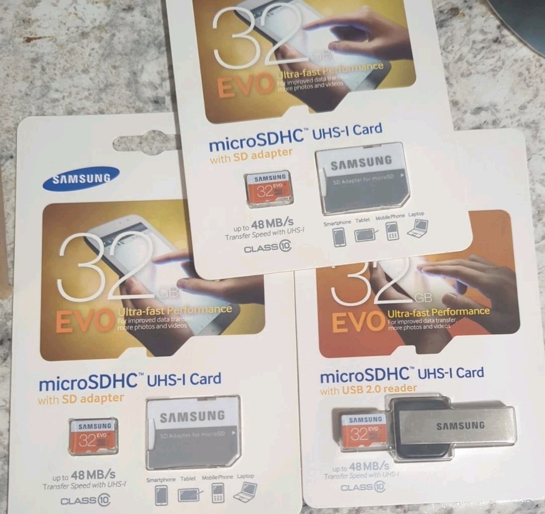 Samsung 32GB EVO MicroSDHC UHS-I Card, 2 Adaptes, lot of 3