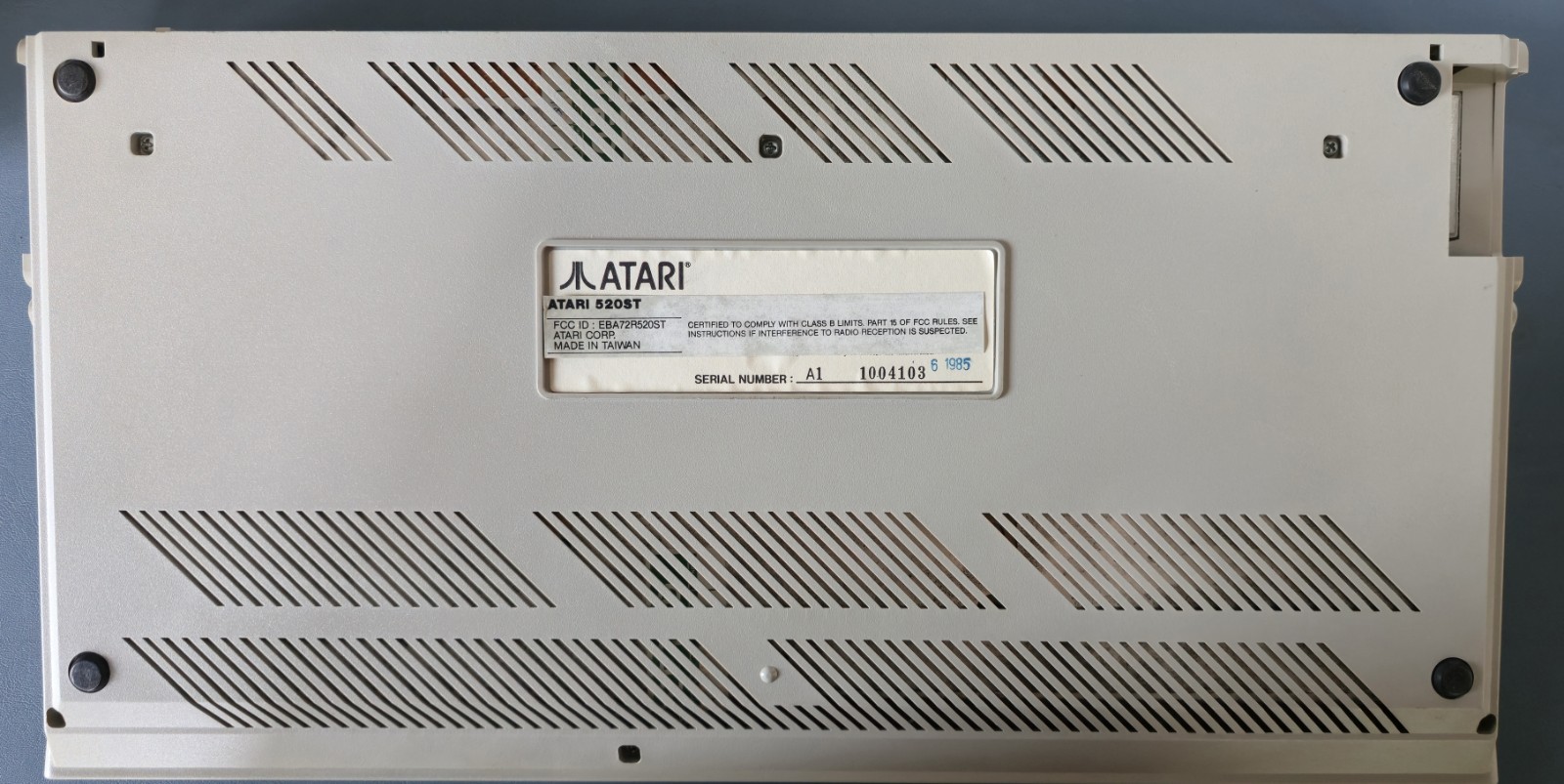 Vintage Atari 520ST Computer (1985) – Untested – For Repair or Parts Only