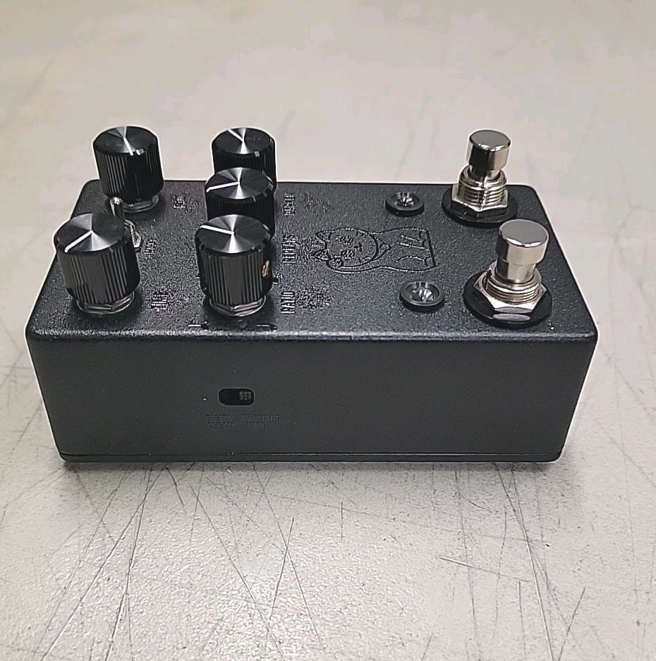 JHS Lucky Cat Delay Guitar Pedal Black, Digital/Analog Tape Modulation Delay