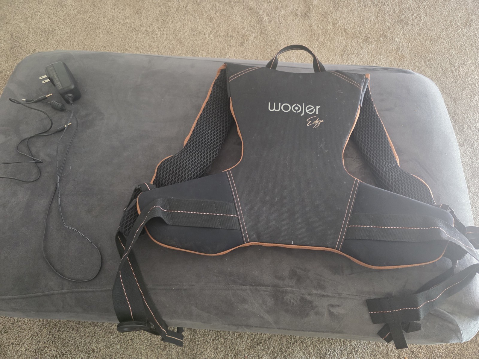 Woojer Vest Edge – Full Haptic Feedback Vest – Works Great – VR / Gaming / Music