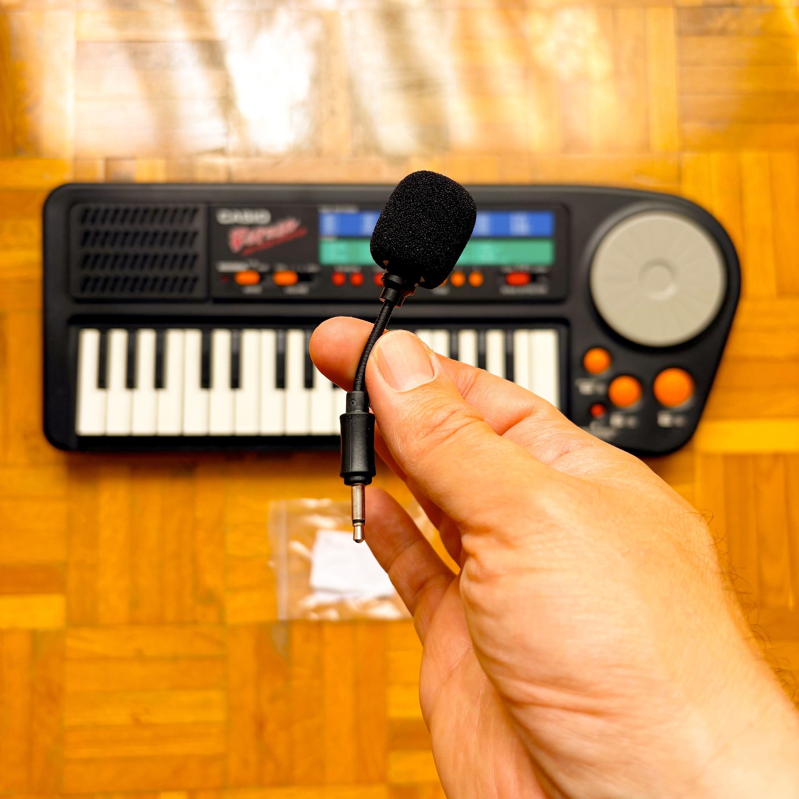 Casio Rapman (Japan,1990) Toy Synth Vocoder and Voice Effector! With microphone!