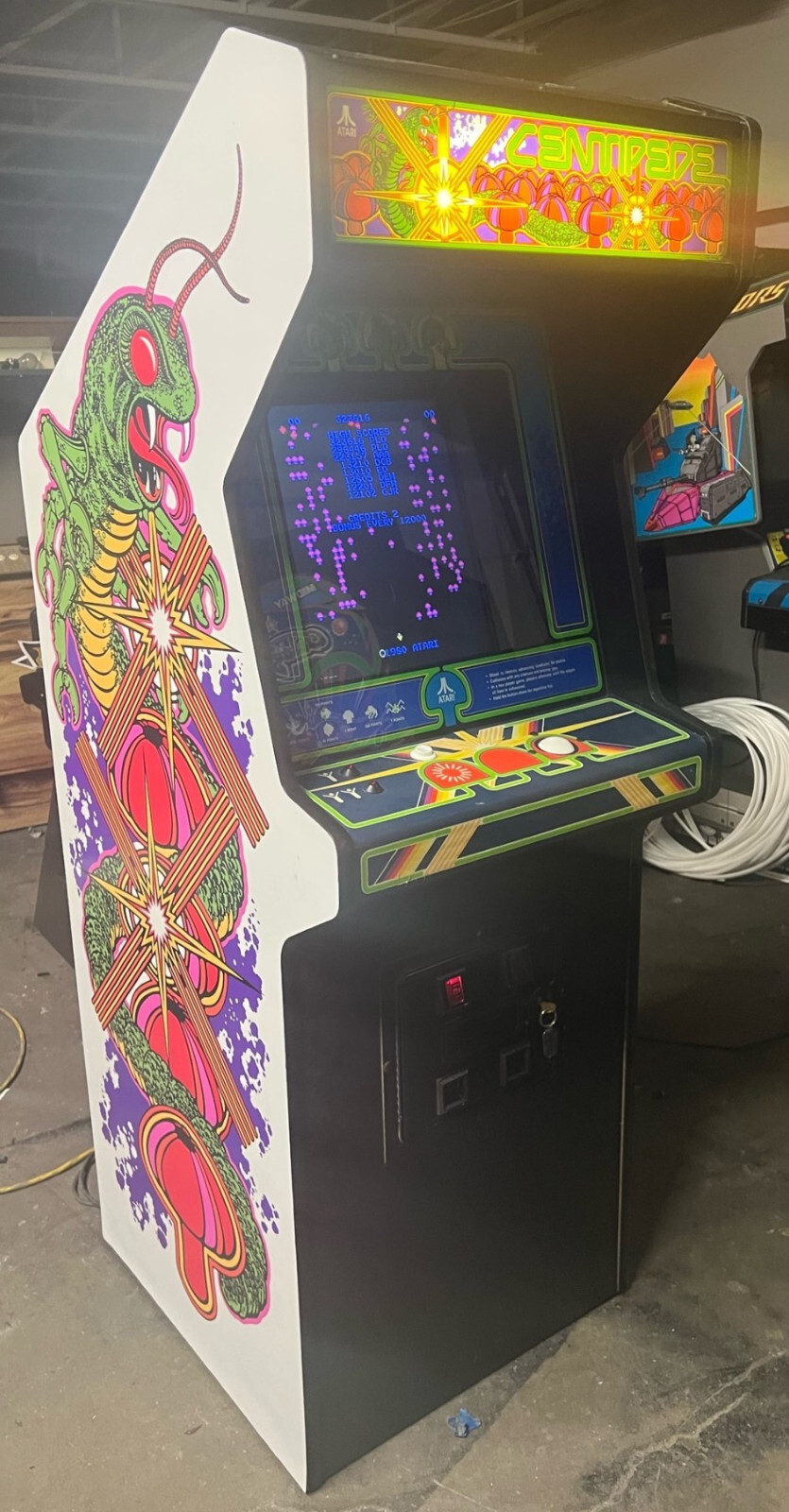 CENTIPEDE ARCADE MACHINE by ATARI (Excellent Condition) *RARE*