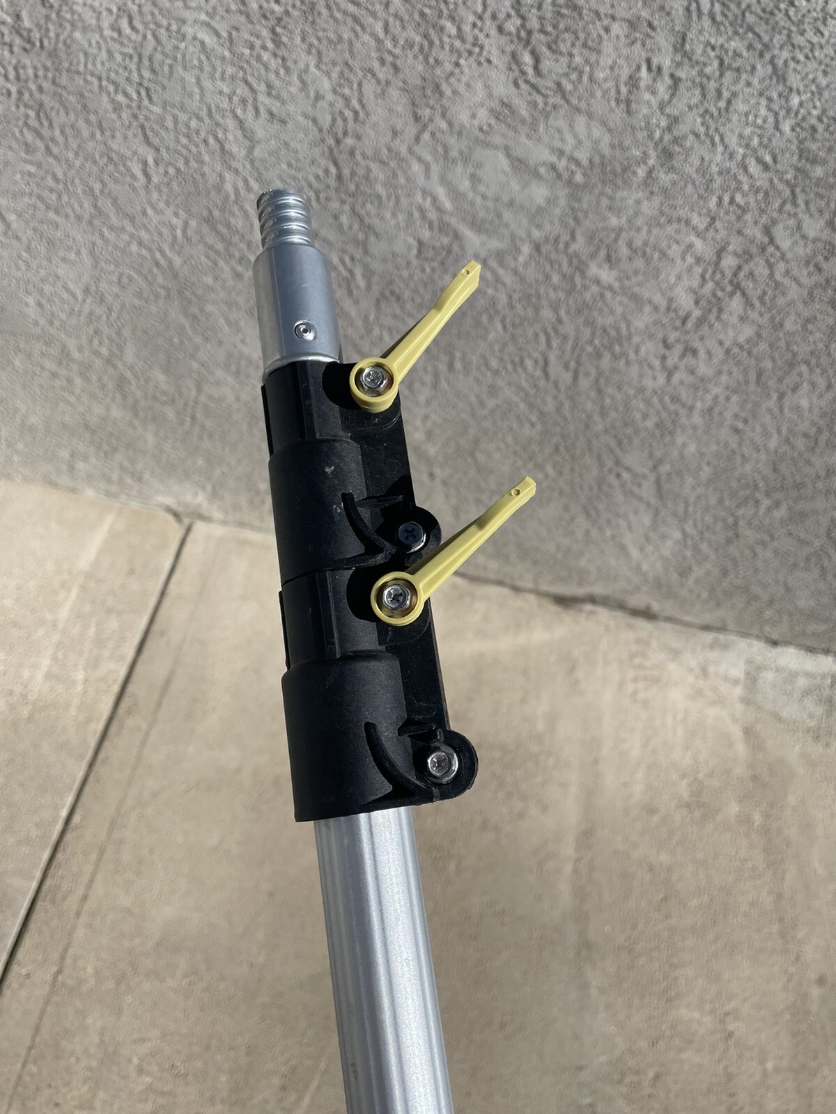 TELESCOPIC EXTENSION POLE-Paint Roller, Gutter Cleaning, Hanging Lights DOCAPOLE