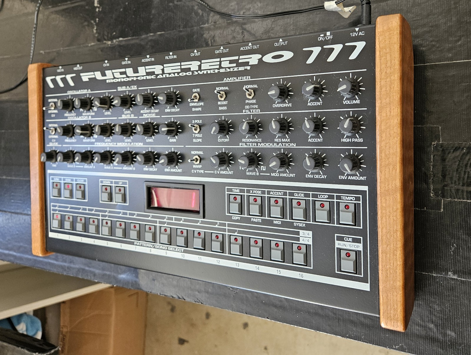 Future Retro 777 Analog Synth