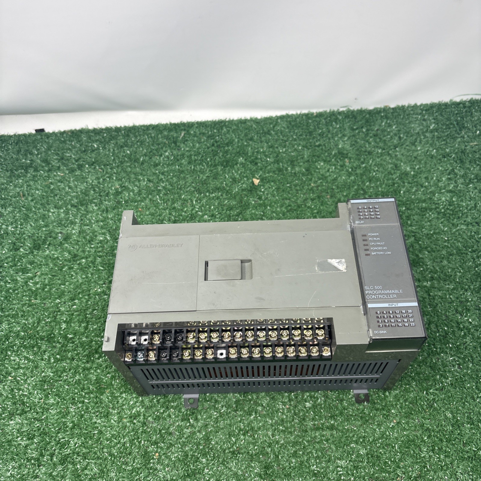 AB ALLEN BRADLEY 1747-L40C SLC 500 PROCESSOR UNIT 40 I/O, Series C, FRN 6