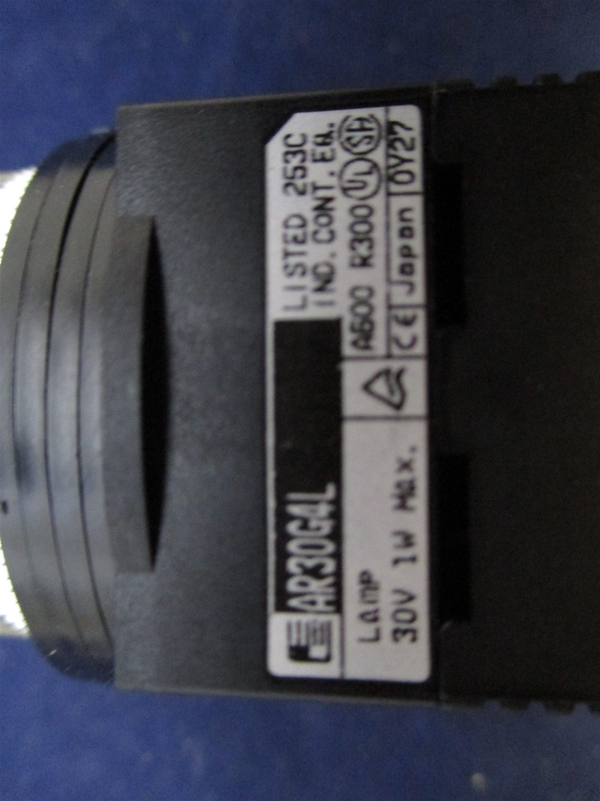 Fuji Electric AR30G4L-11L4Y Command Switch