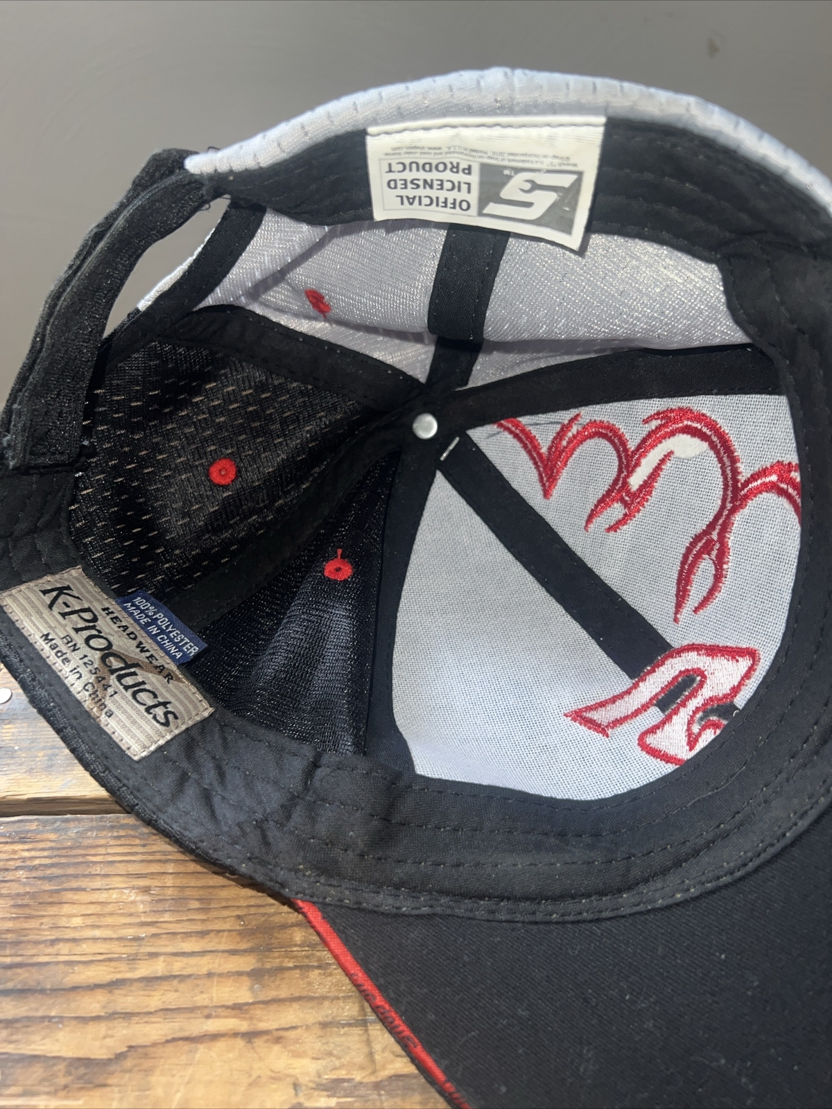 CAP black/red Snap- ON Brand new from 2010