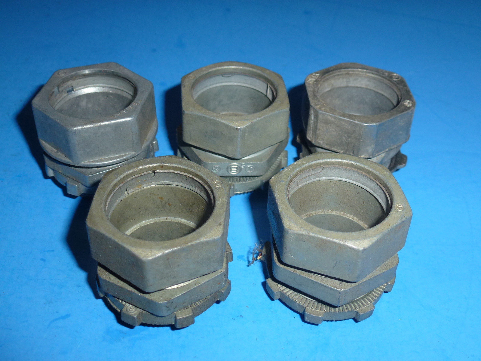 1” Conduit Connectors Lot of 5, FREE SHIPPING, WG1507