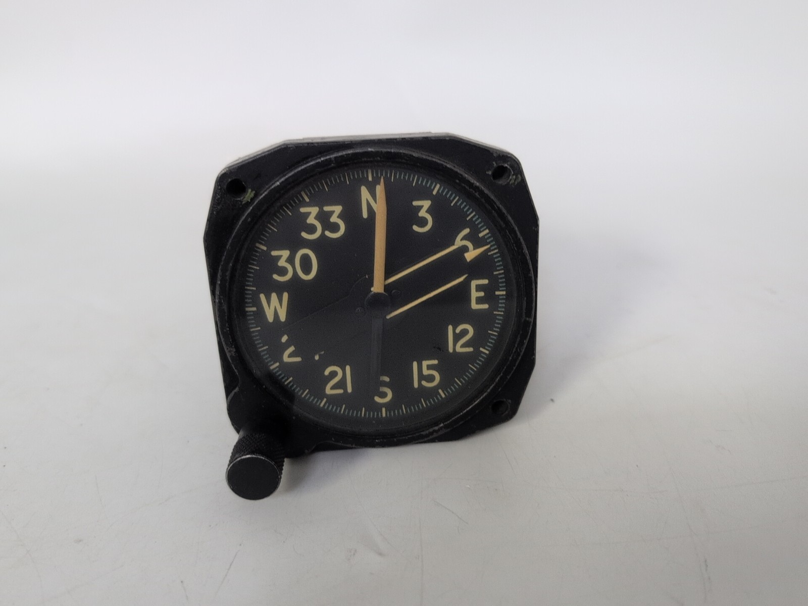 BENDIX MAGNESYN INDICATOR P/N 10061-1N-B1 REMOTE INDICATING COMPASS