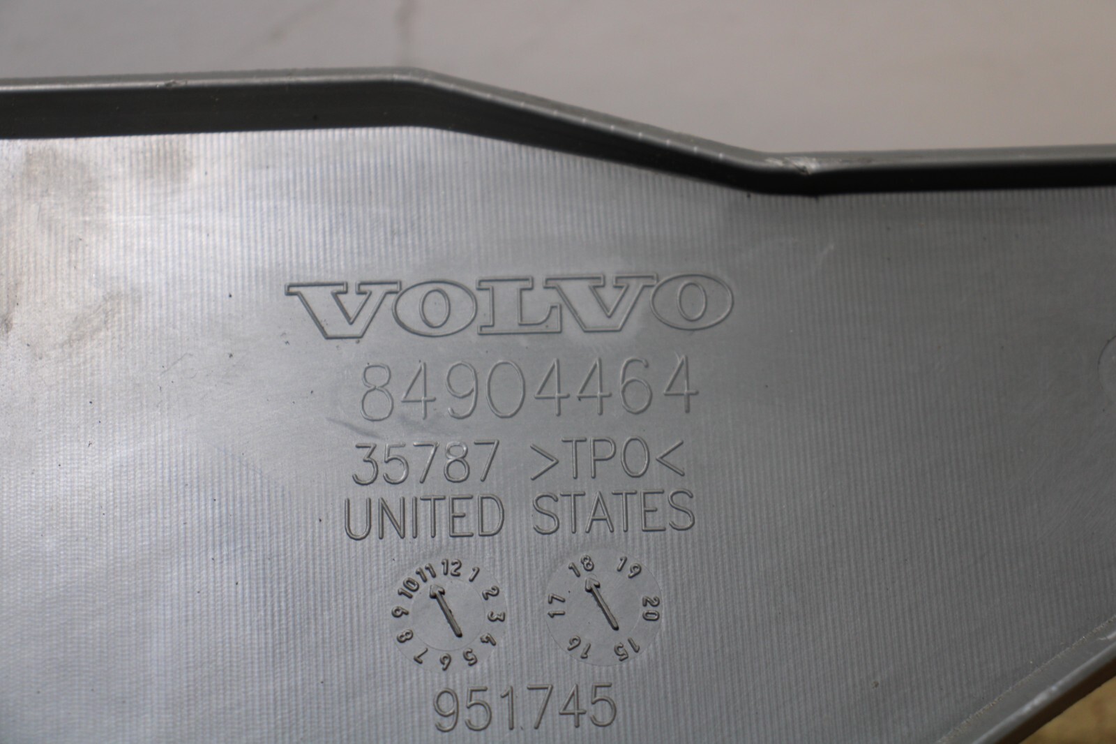 2019 Volvo VN/VNL Dash Panel (RH/ Passenger Side)