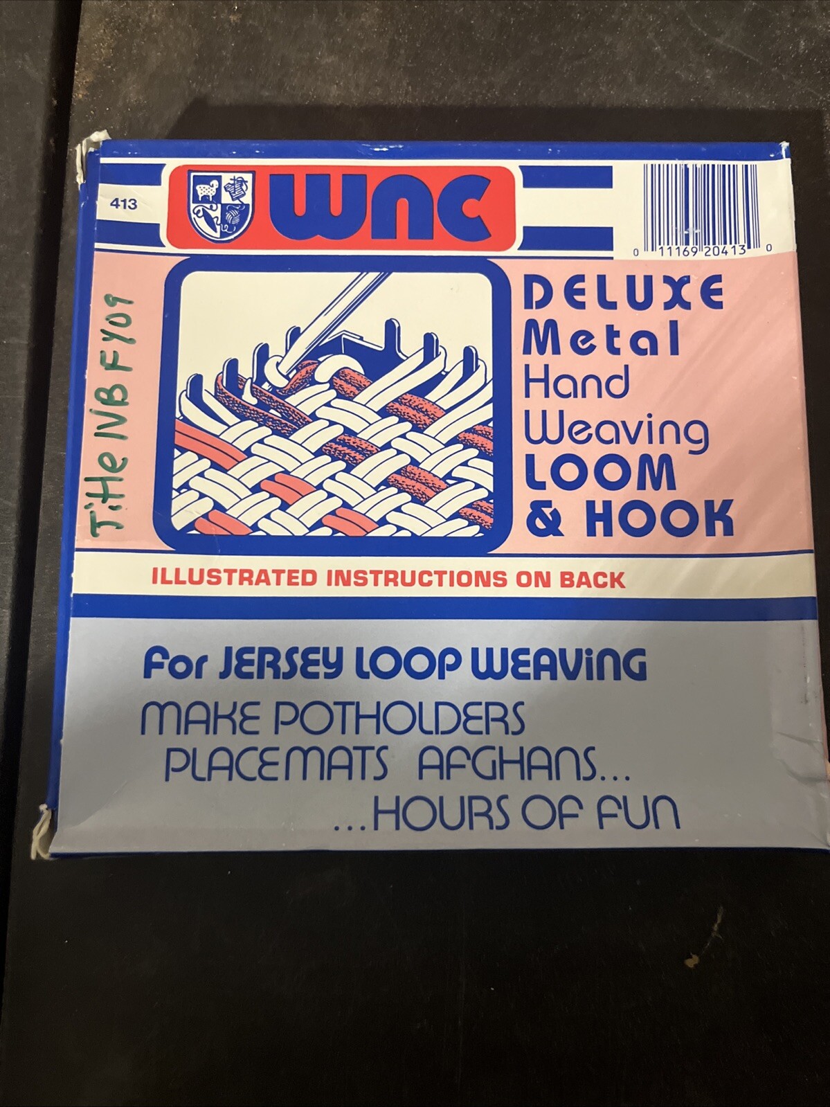 Deluxe Hand Weaving Loom & Hook-, 413L