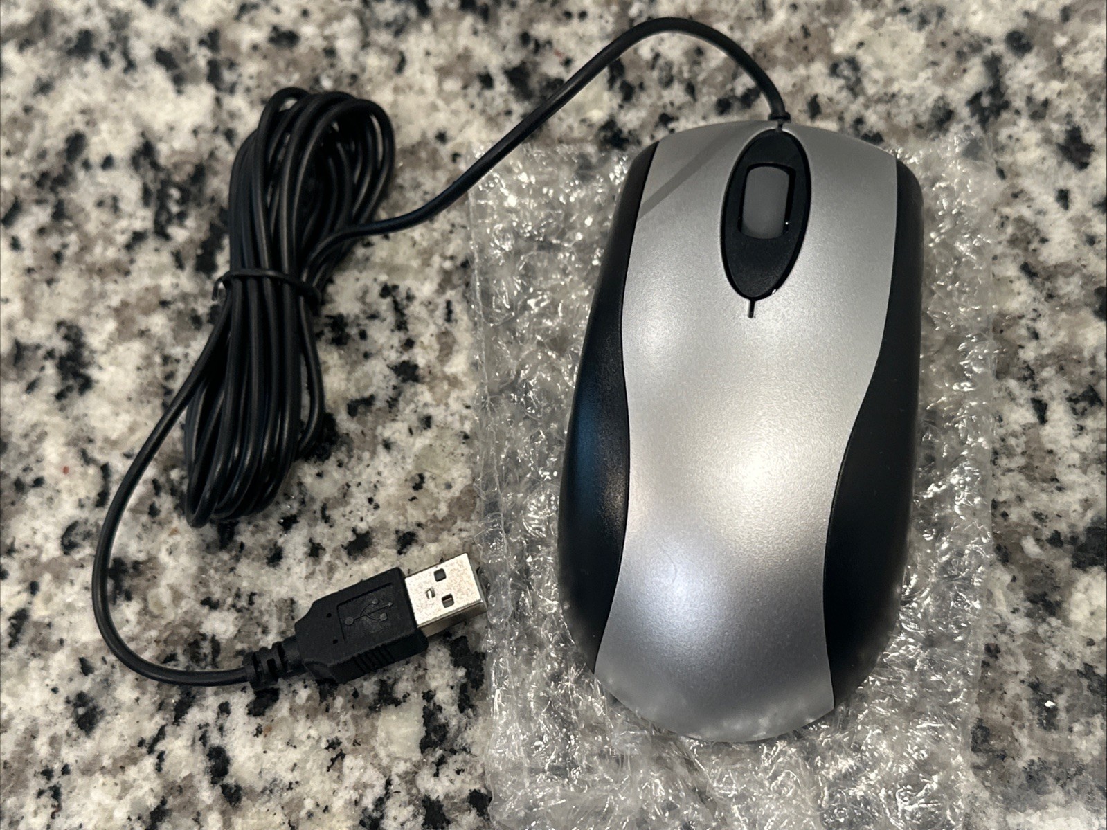 iMicro MO-5013U USB Optical Mouse (Black/Silver)