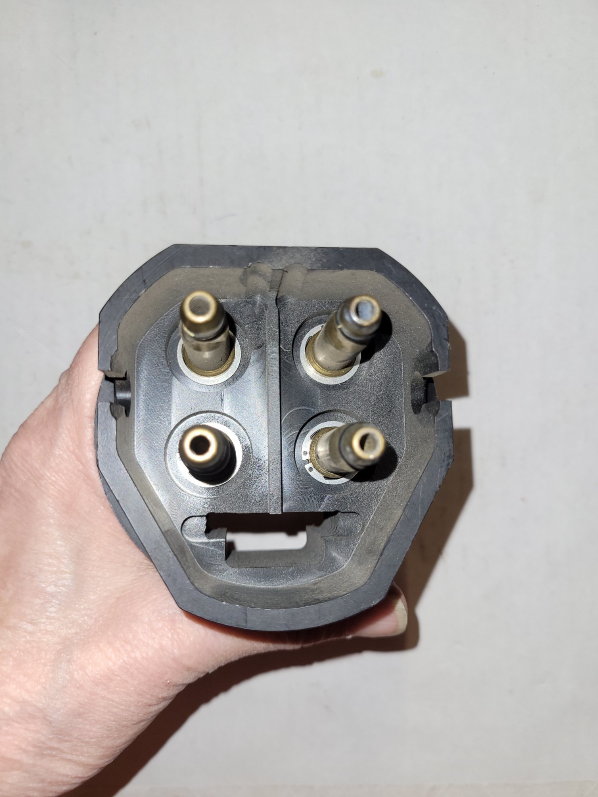TD® Quick-Disconnect Assembly 5-2990 to connect to Ultima 150 Power Supply