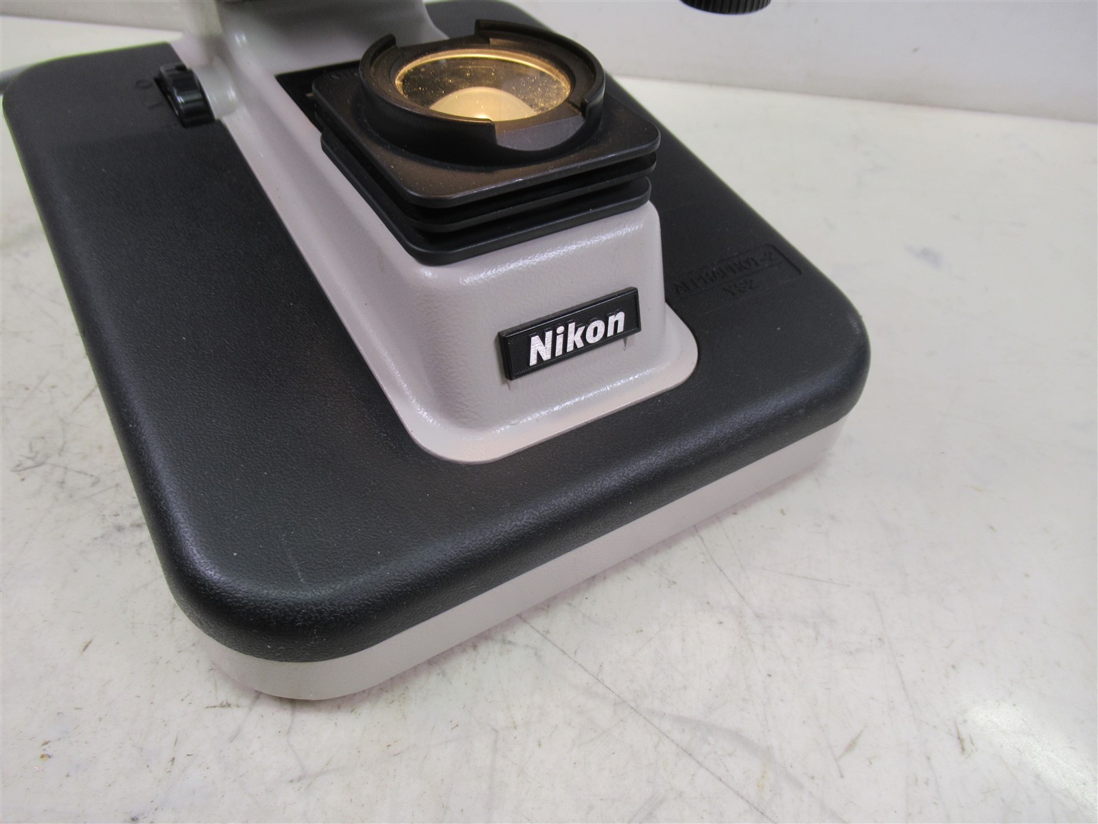 Nikon Alphaphot 2 YS2 Binocular Microscope 4 Objectives 2 Eyepieces Lab Medical